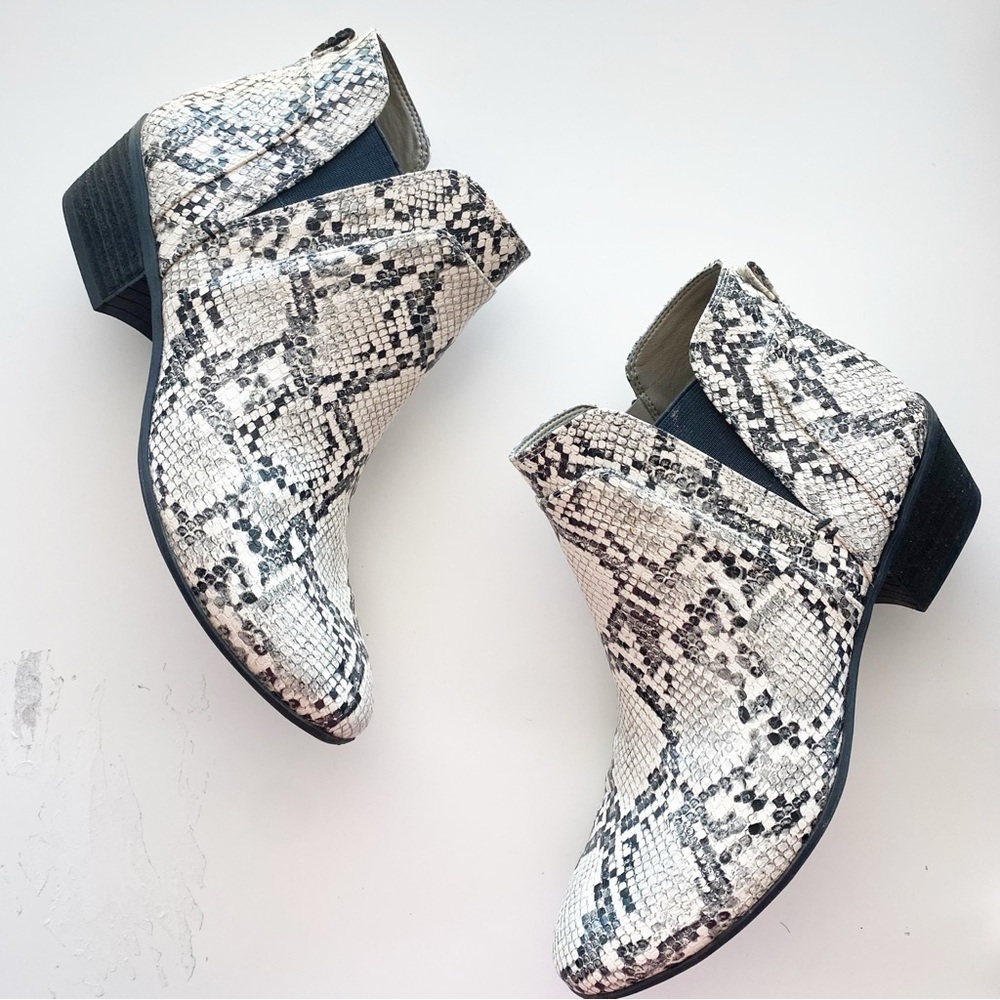 SAM EDELMAN Circus Pipper Snakeskin Ankle Booties Size 8 - Picture 6 of 8